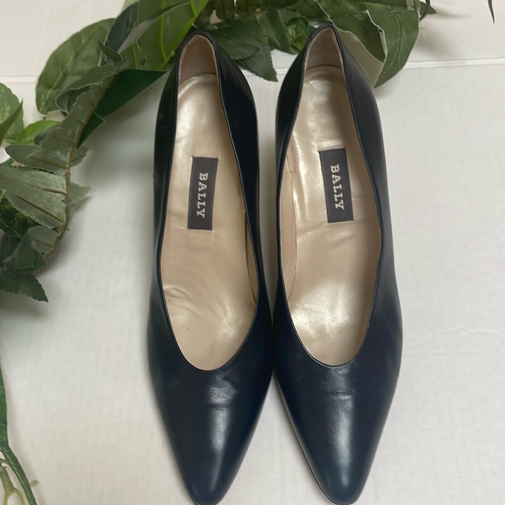 Bally-Athena- navy heel pumps